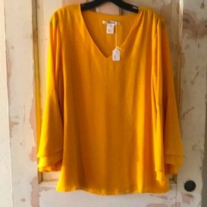 V neck tunic style top
